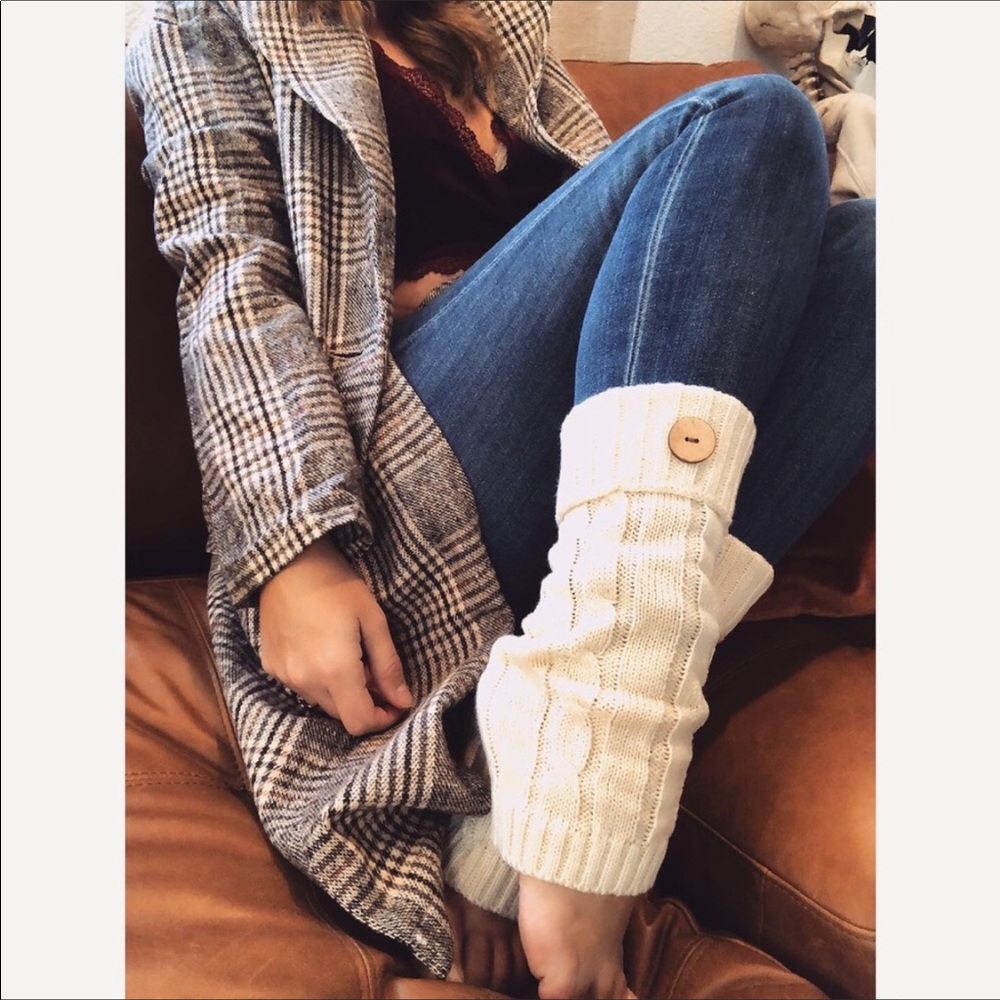❄️Warm Ivory Leg Warmers❄️